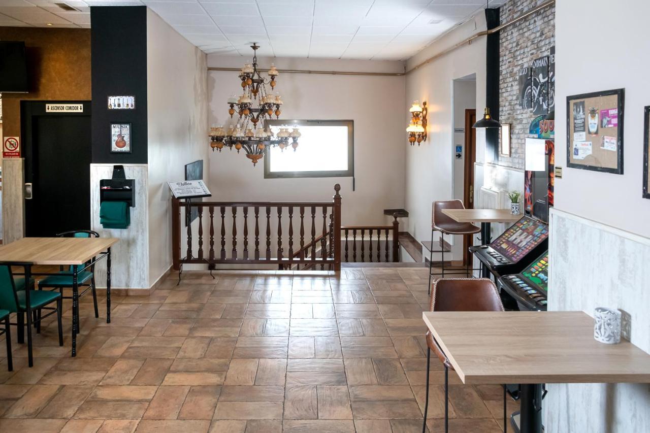 Hostal El Trillero Alcañiz Kültér fotó