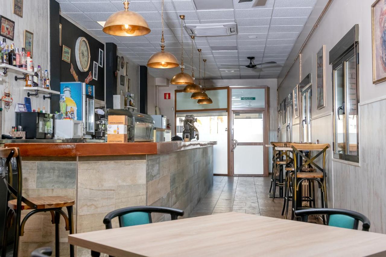 Hostal El Trillero Alcañiz Kültér fotó